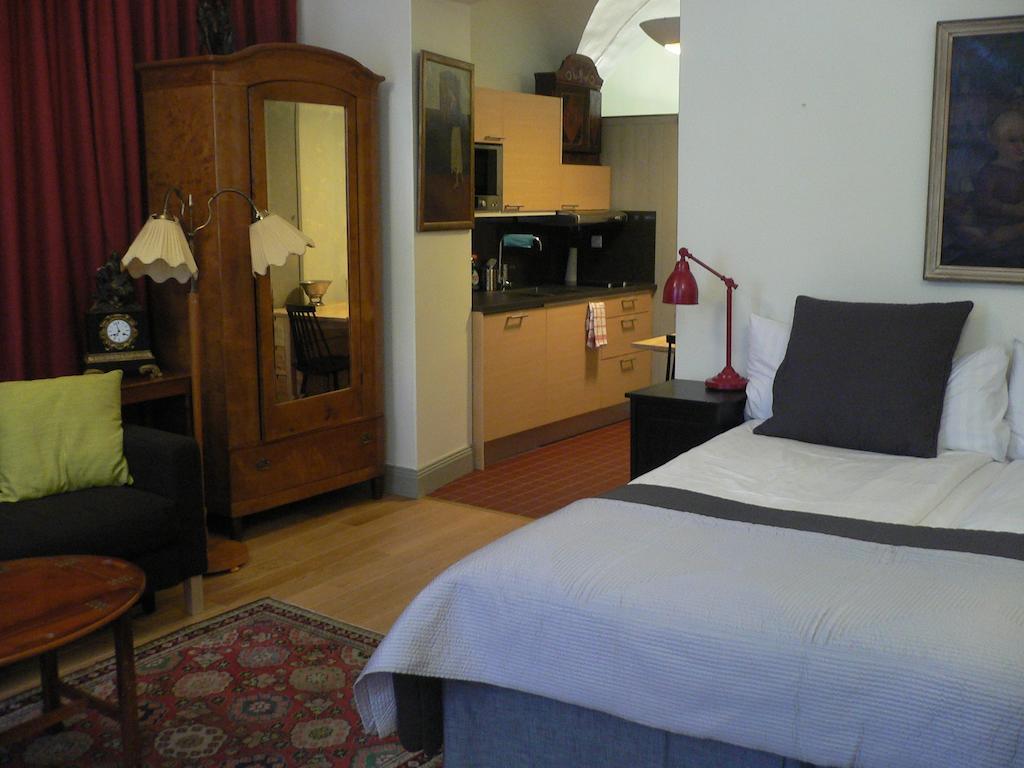 Lady Hamilton Apartments Стокгольм Номер фото